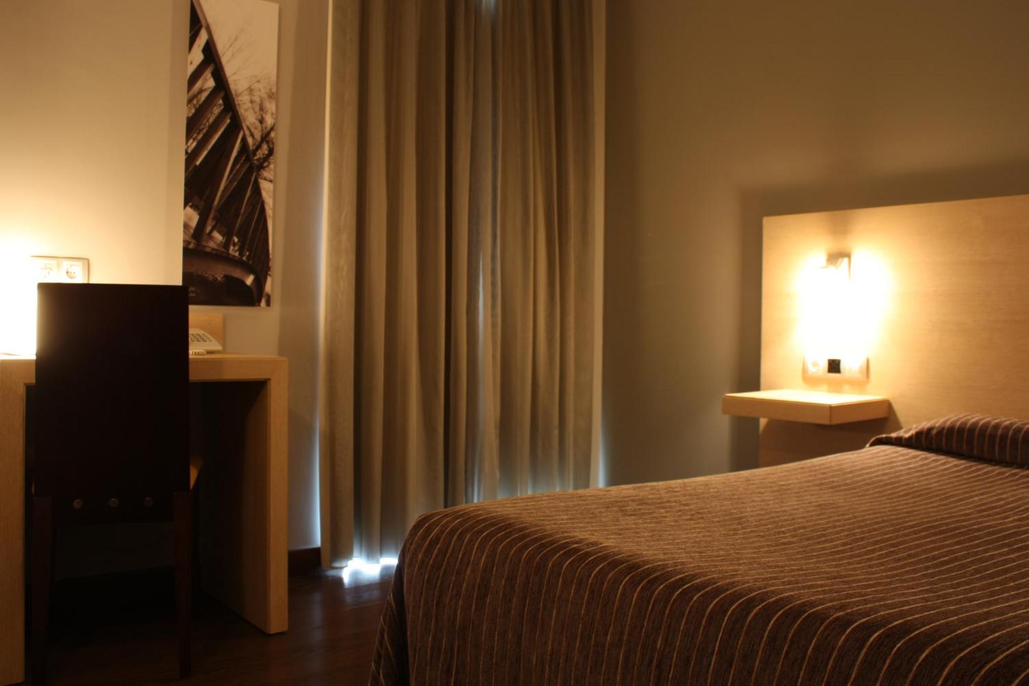 Hotel Pontes do Eume Puentes de Garcia Rodriguez Habitación foto